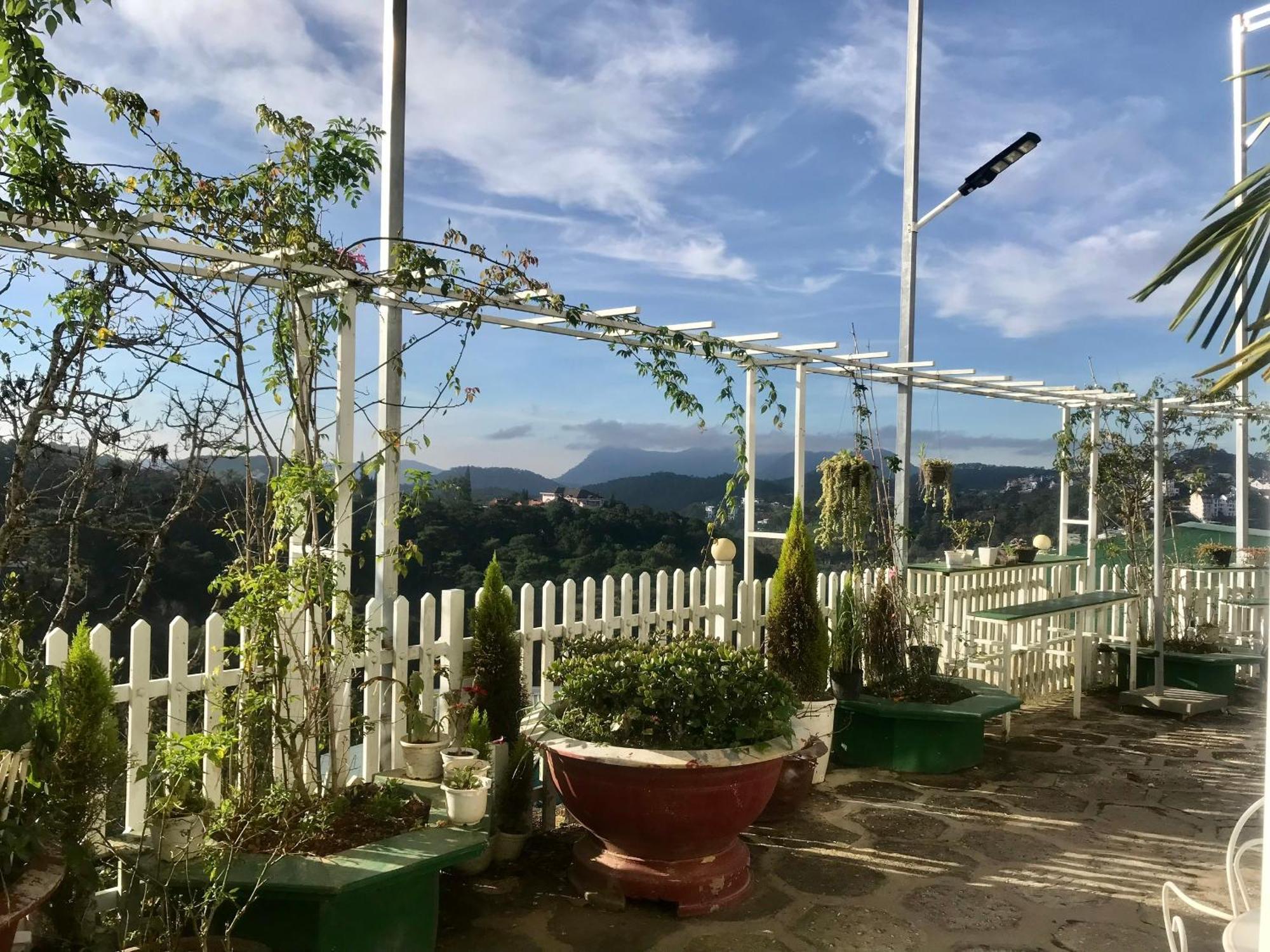 Lacami Dalat Hotel Екстериор снимка